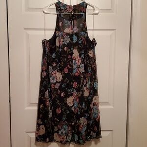 NWOT Avenue Black Floral Sleeveless Halter Dress Plus Size 30/32